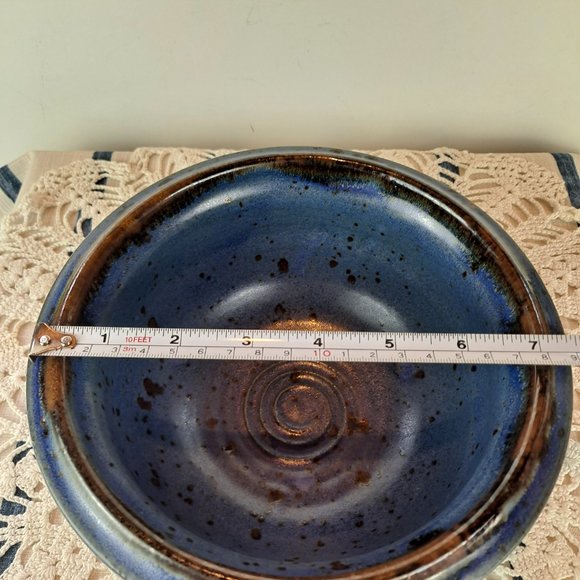 Signed Studio Stoneware Pottery Bowl - Picture 9 of 9